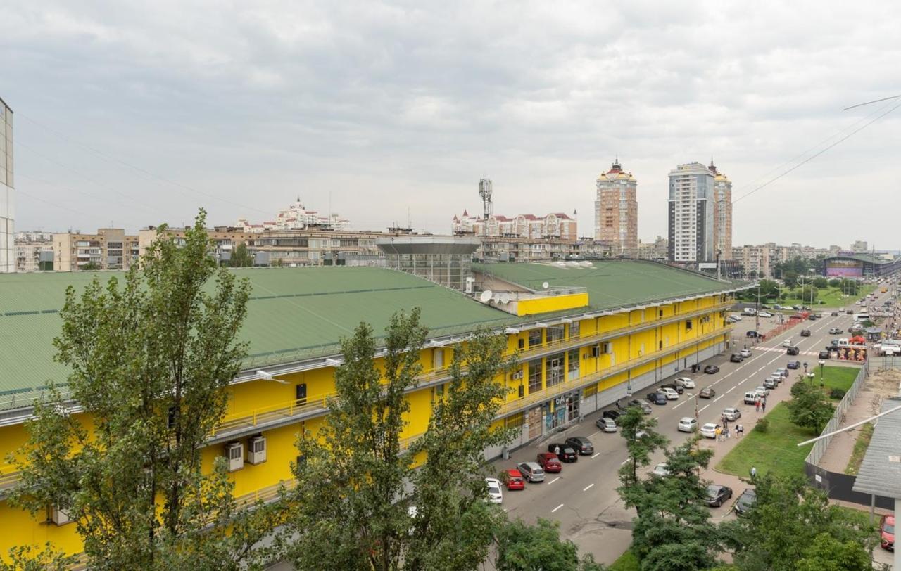 Світла, Комфортна Квартира Біля Метро Мінська Kiev Dış mekan fotoğraf